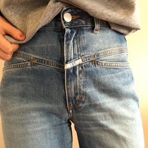 Closed high waist denim (Pedal Pusher)